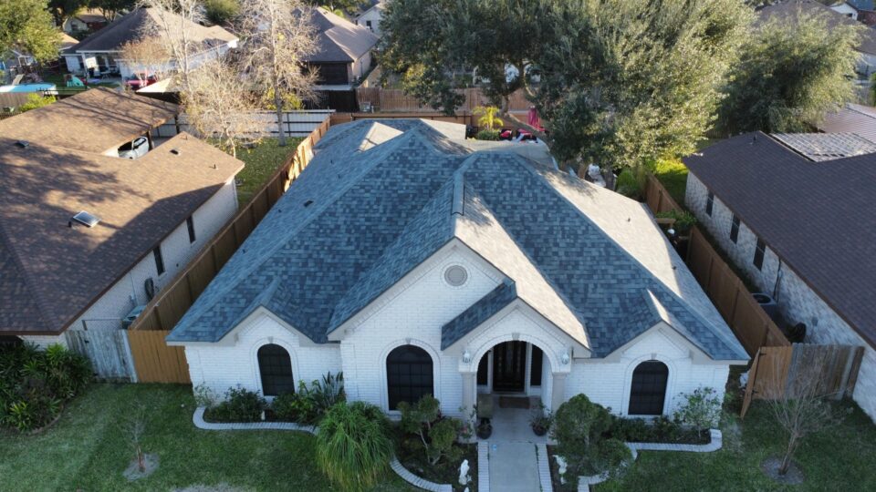 Roofing contractor McAllen